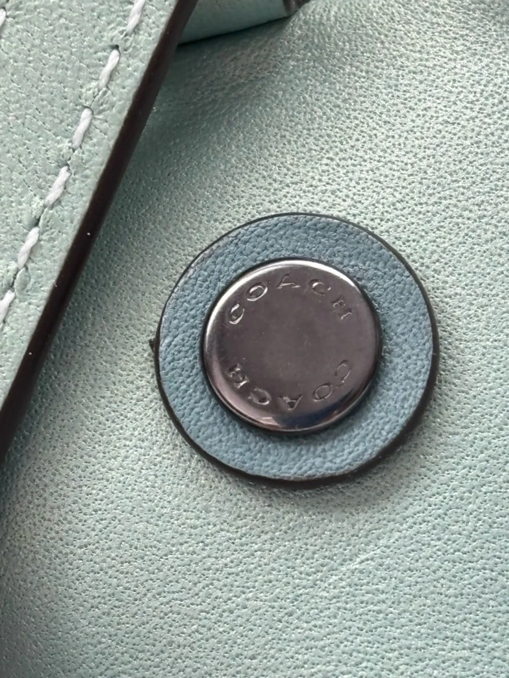 Coach Shark Coin Case Bag Charm - Picture 10 of 10